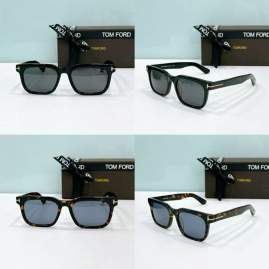 Picture of Tom Ford Sunglasses _SKUfw80537035fw